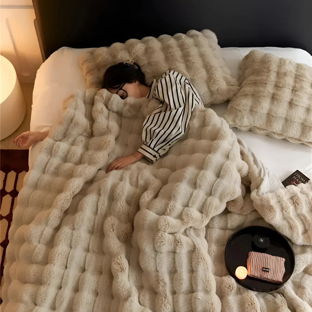 All Season Blanket with Elegant Design - Image 3