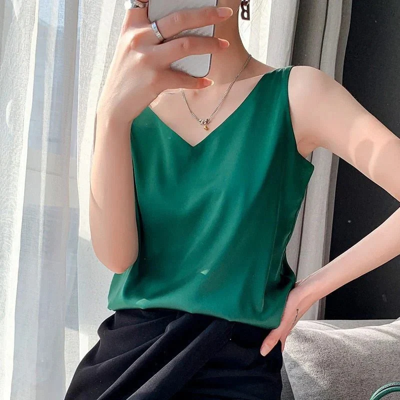 Women’s Fabric Tank Top Designed for Layering and Warm Weather - Image 2