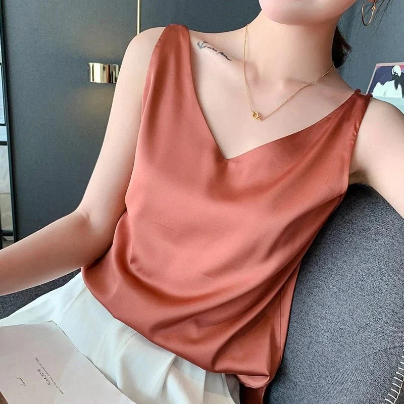 Women’s Fabric Tank Top Designed for Layering and Warm Weather - Image 4