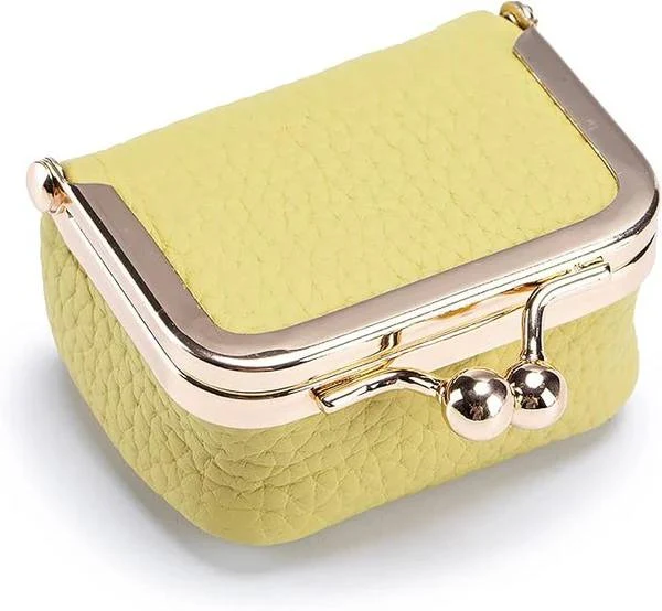 Compact Travel Jewelry Organizer Case with Secure Compartments - Image 3