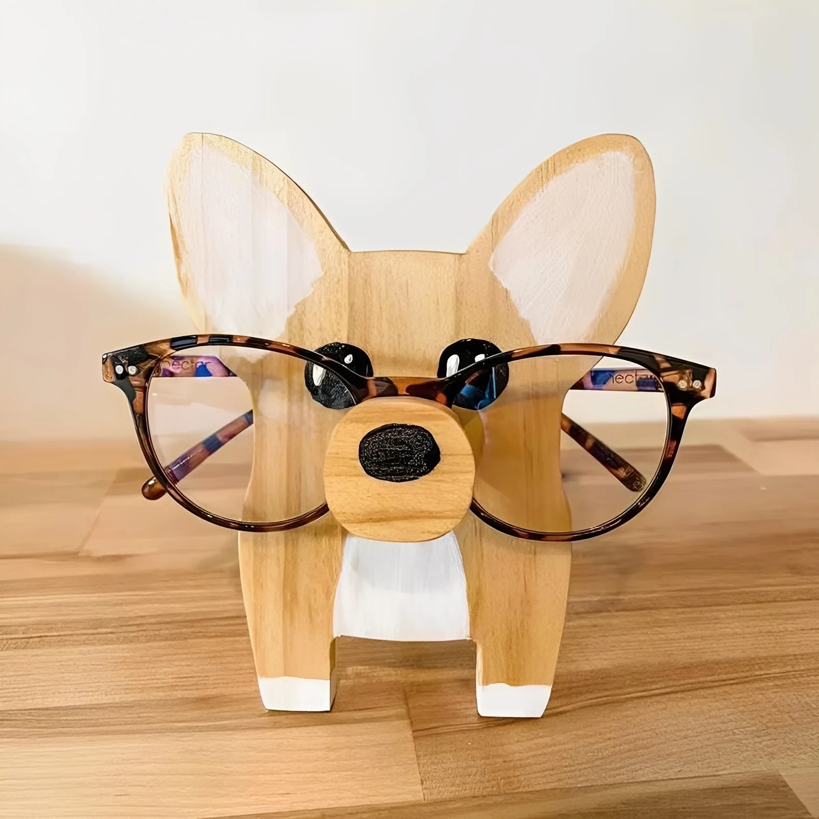 Wooden Animal Glasses Stand Designed to Help Organize Eyewear - Image 5