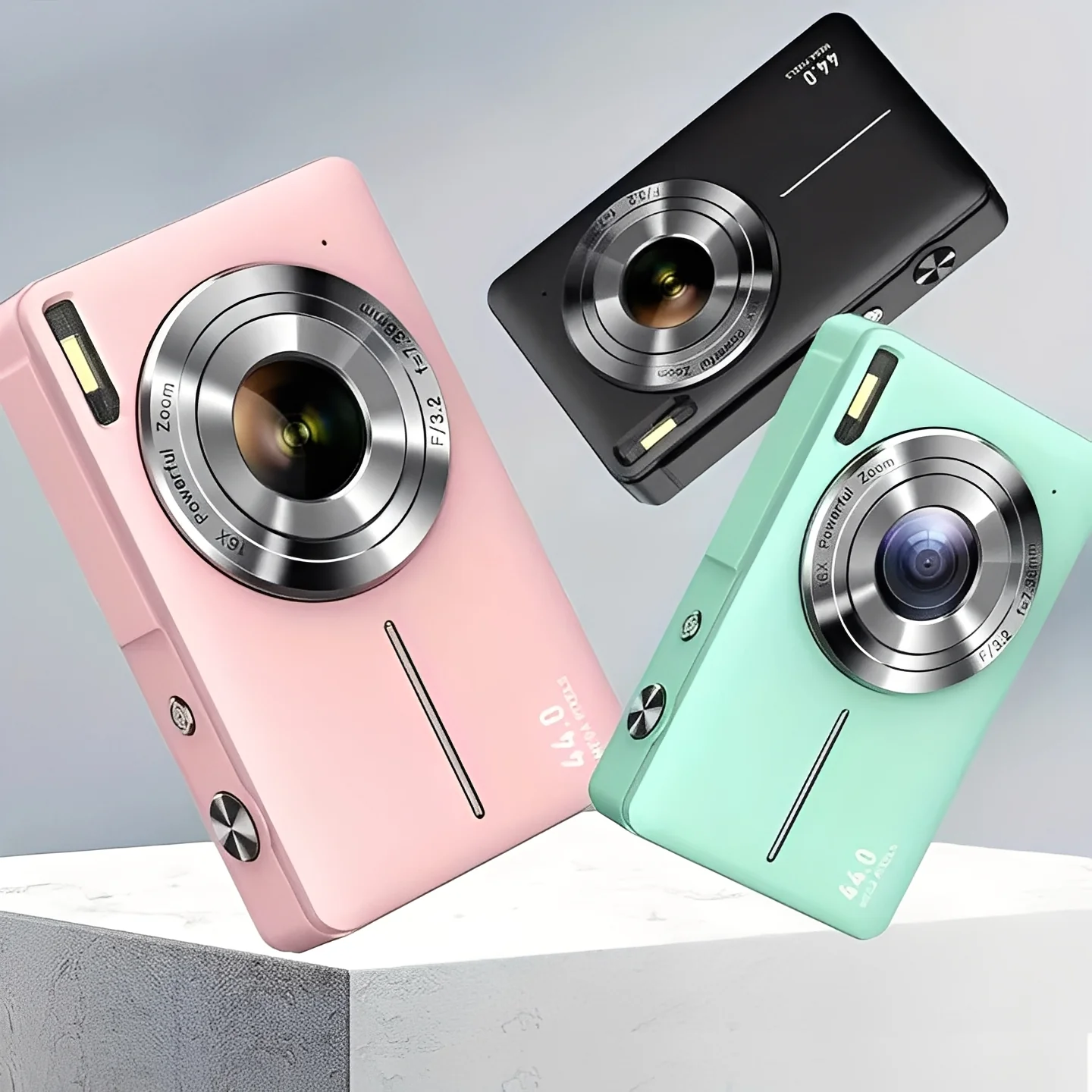 Portable Retro Inspired Digital Camera with Built-In Screen - Image 5