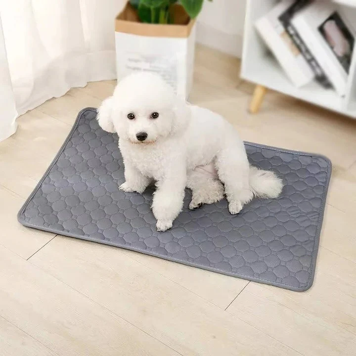 Dog Pee Pad with Reusable Four Layer Construction and TPU Base - Image 5