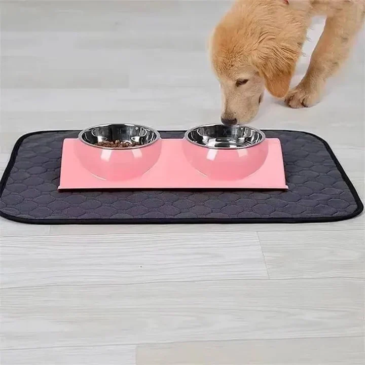Dog Pee Pad with Reusable Four Layer Construction and TPU Base - Image 6