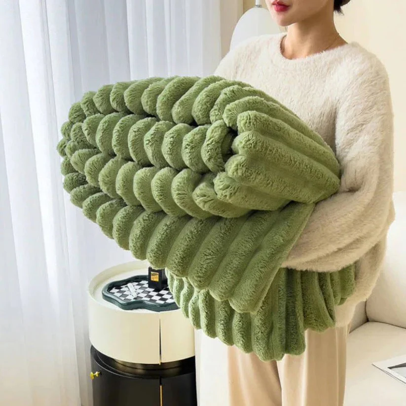 Faux Fur Throw Blanket for Couch and Bed with Plush Warmth - Image 3