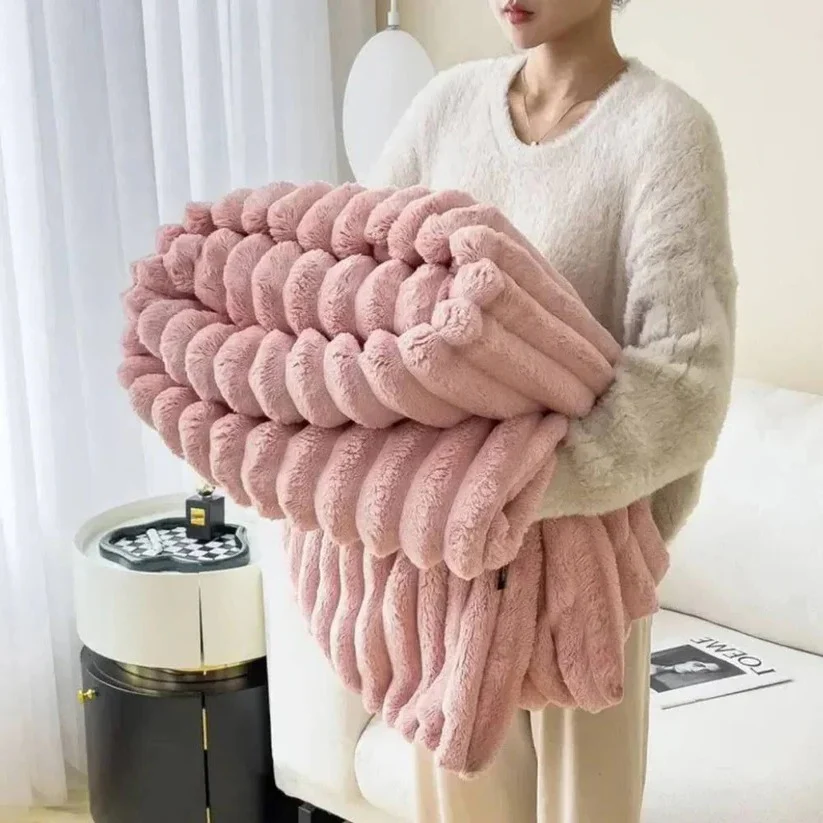Faux Fur Throw Blanket for Couch and Bed with Plush Warmth - Image 5