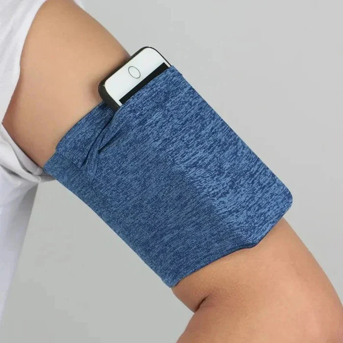 Fitness Arm Bag with Adjustable Phone Pouch for Running and Workouts - Image 2