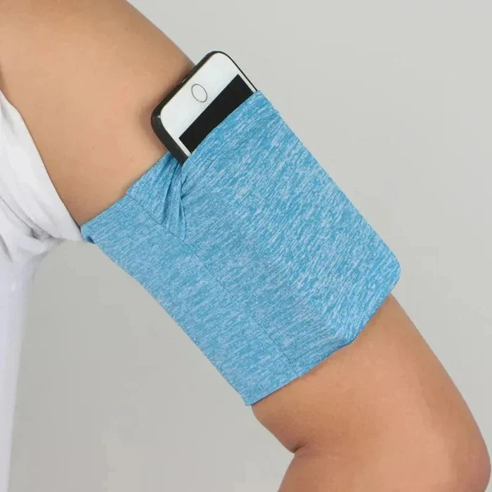 Fitness Arm Bag with Adjustable Phone Pouch for Running and Workouts - Image 4
