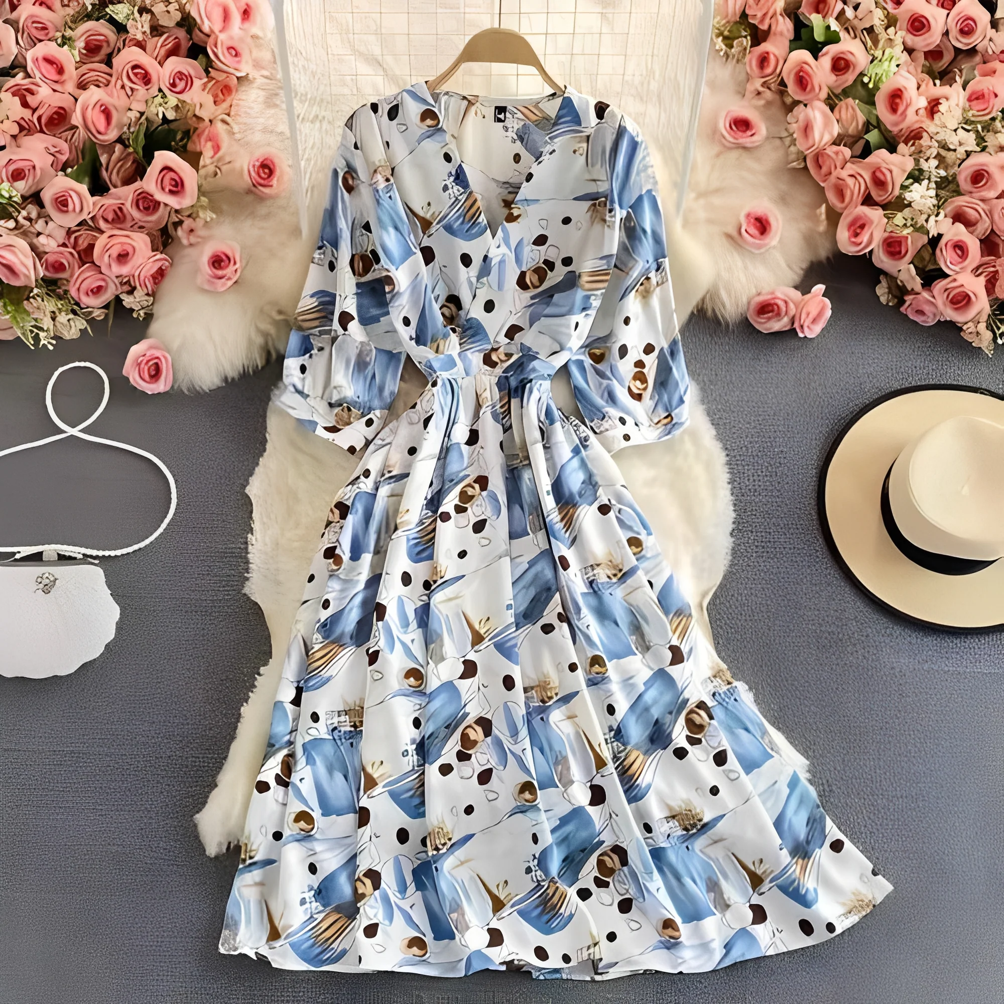 Floral Chiffon Summer Dress with V-Neck and Puff Sleeve Detail - Image 3
