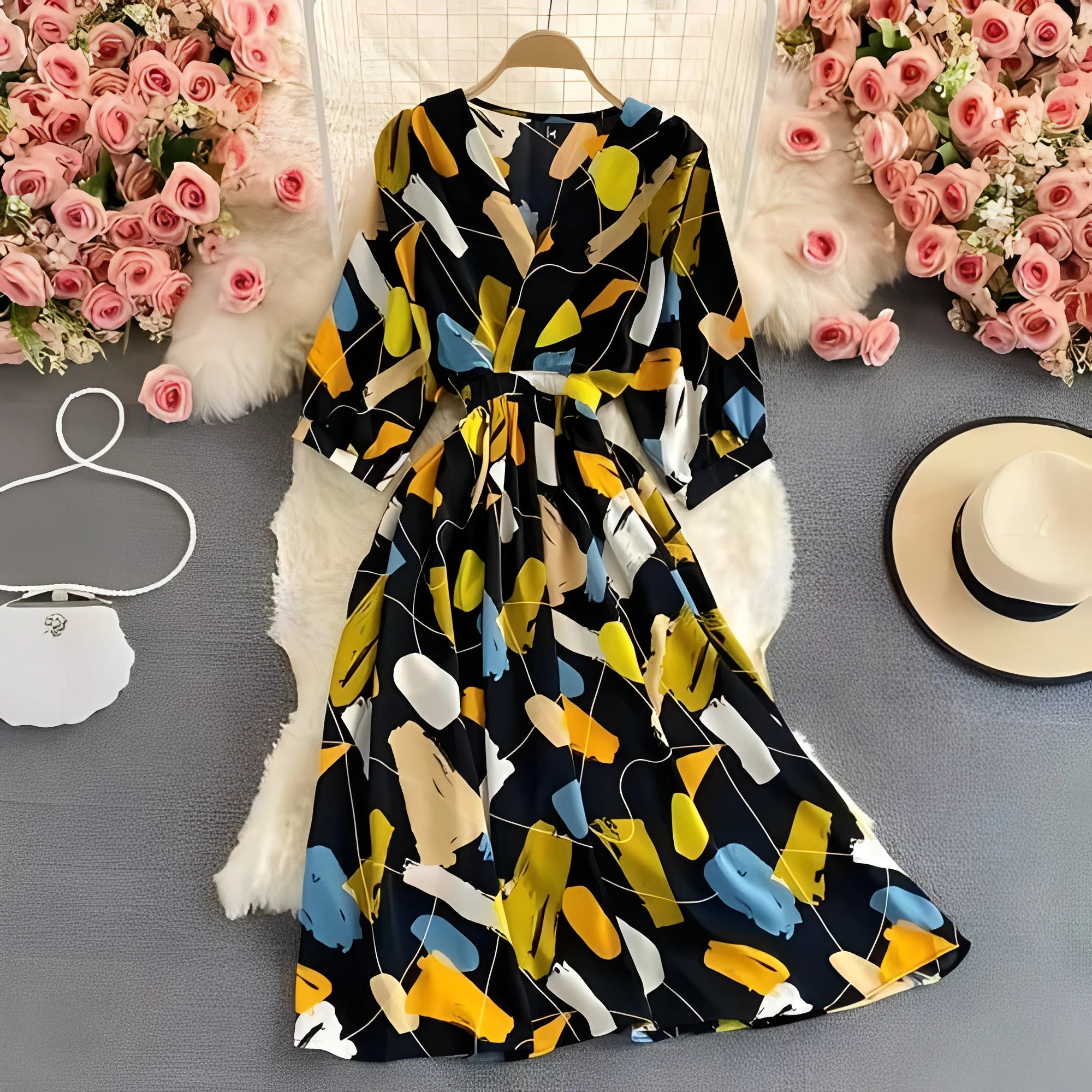 Floral Chiffon Summer Dress with V-Neck and Puff Sleeve Detail - Image 6