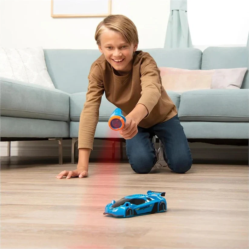 Rechargeable Wall Climbing Car, Remote Control Toy with LED Lights - Image 4
