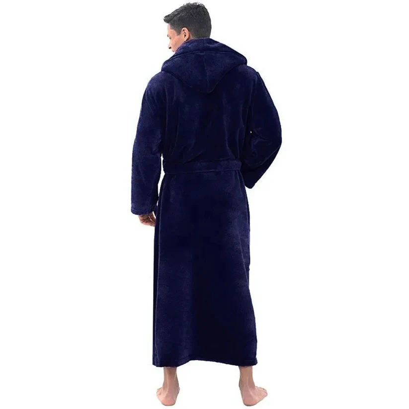 Hooded Men's Fleece Bathrobe with Plush Pockets - Image 5