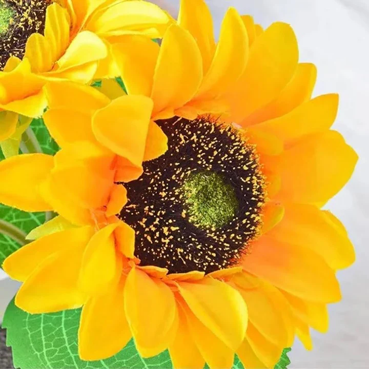 USB Rechargeable LED Sunflower Lamp with Adjustable Stem - Image 3