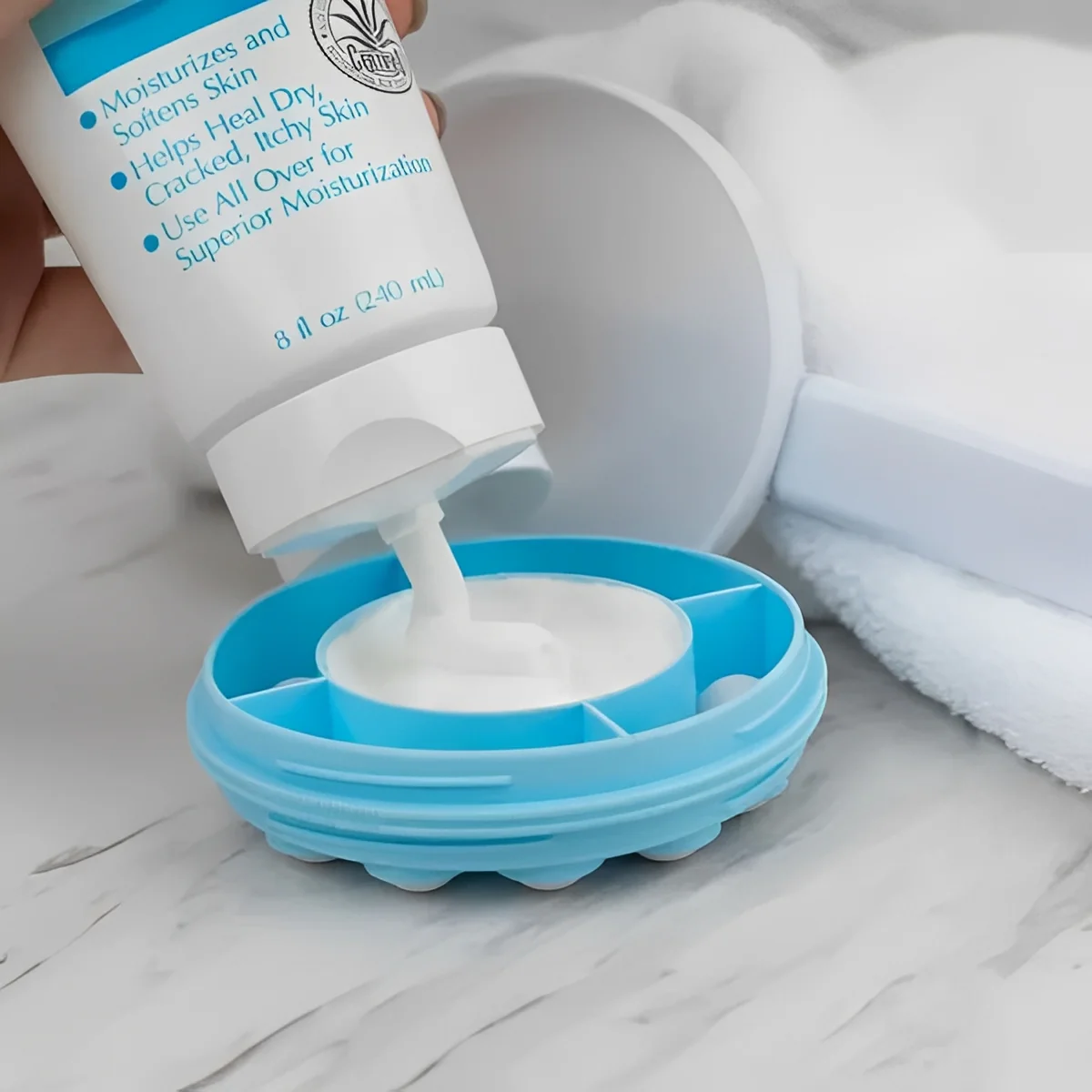 Long Handle Back Lotion Applicator with Roller Ball Design - Image 6