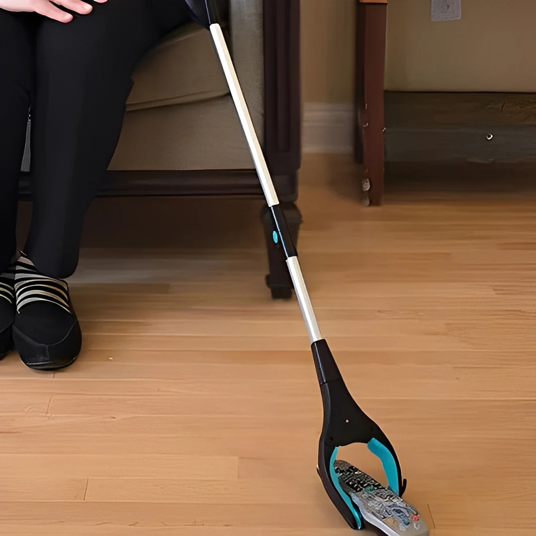 Long Reach Pickup Tool with Rotating Head - Image 2