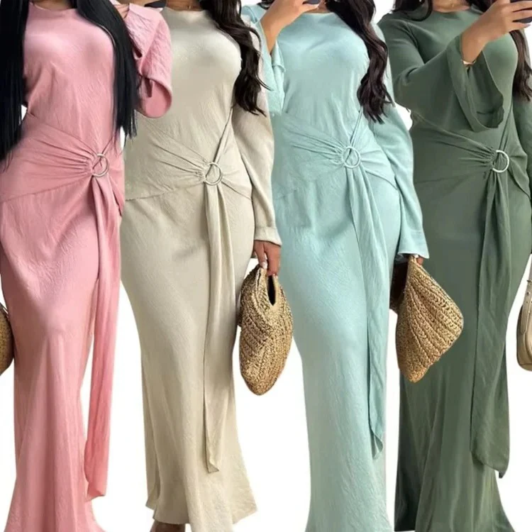 Women’s Modest Abaya with Long Sleeves and Flowing Silhouette - Image 5