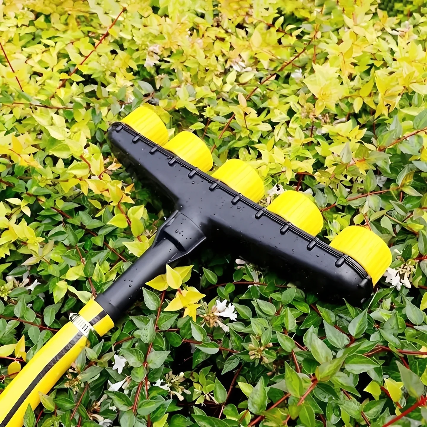 Multipurpose Hose Nozzle Attachment for Garden Spraying - Image 7