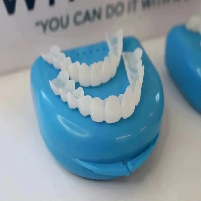 Clip On Cosmetic Veneers and Temporary Tooth Covers - Image 3
