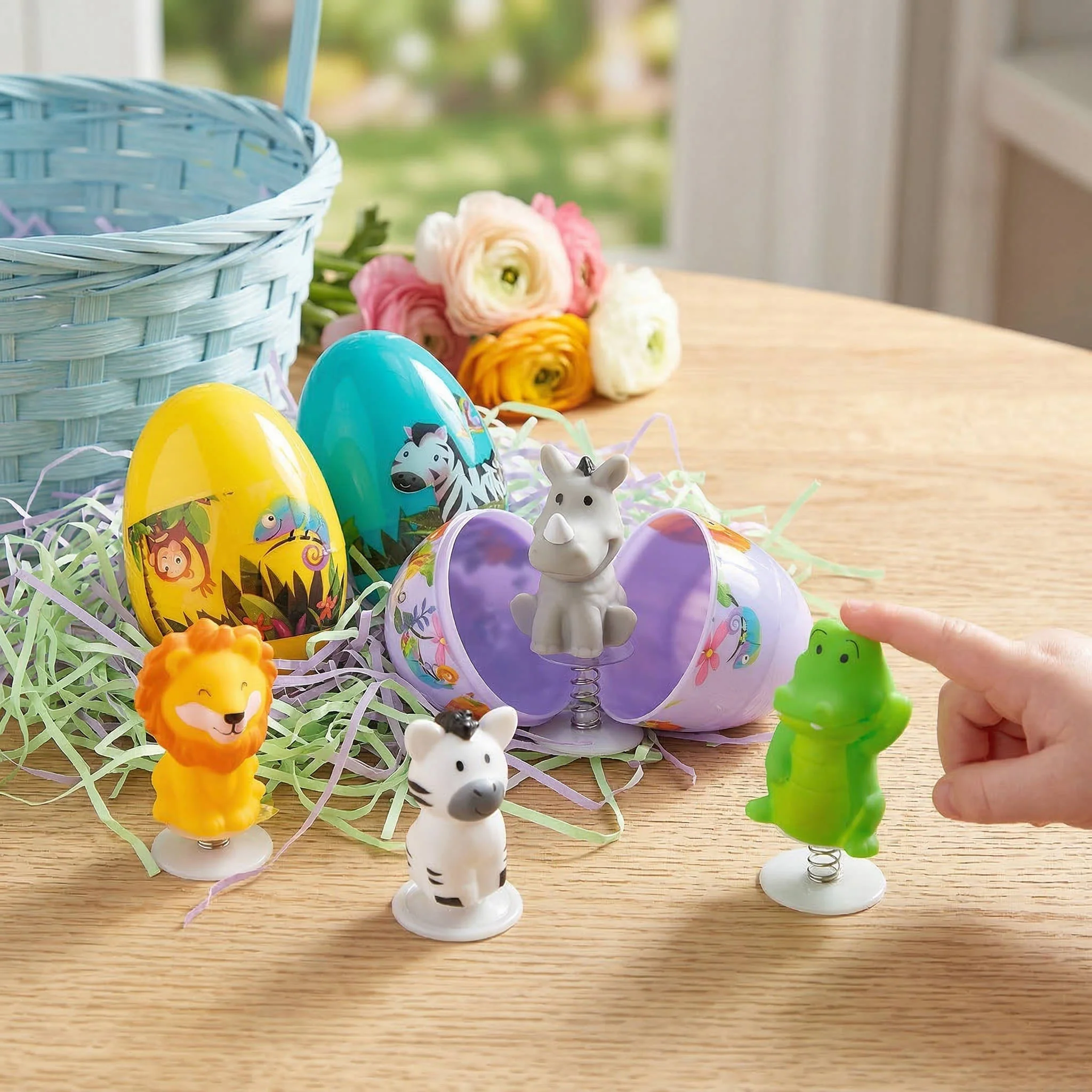 Pop Up Zoo Animal Easter Eggs with Snap Closure and Assorted Colors, 12 Pack - Image 3