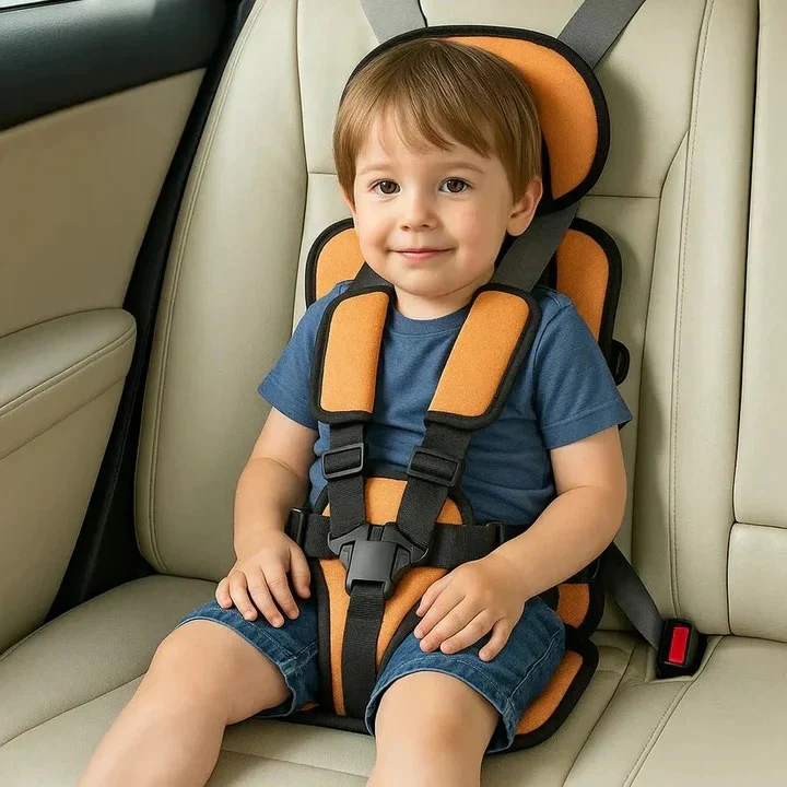 Portable Child Travel Seat and Safety Harness for Secure Vehicle Use - Image 7