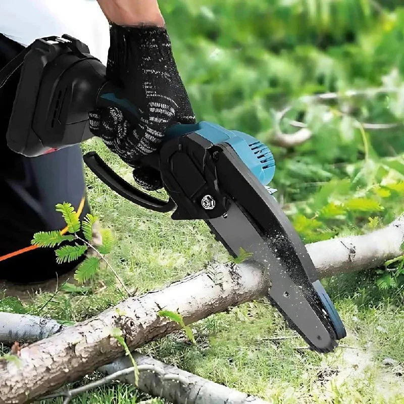 Portable Electric Chainsaw with Fast Precision Cutting for Outdoor Use - Image 6