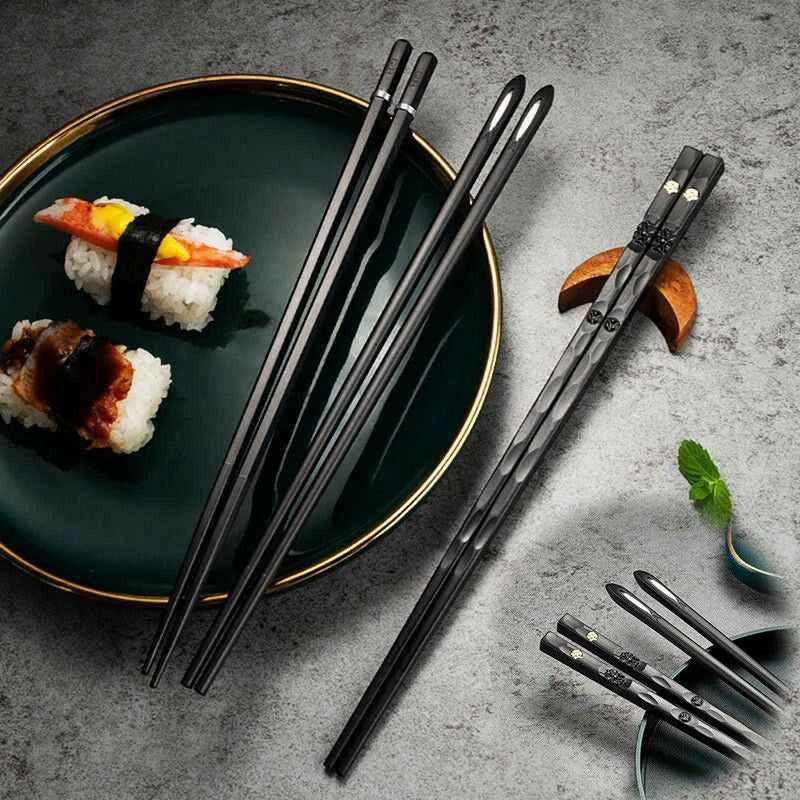 Reusable Chopsticks Set of 5 Pairs with Non Slip Grip Design - Image 3