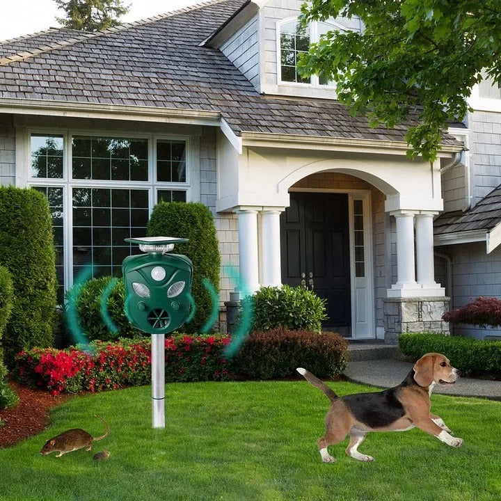 Solar Ultrasonic Animal Repeller with 360 Degree Coverage - Image 7
