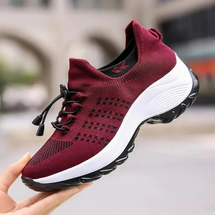 Unisex Walking Sneakers with Wide Toe Box Design - Image 3