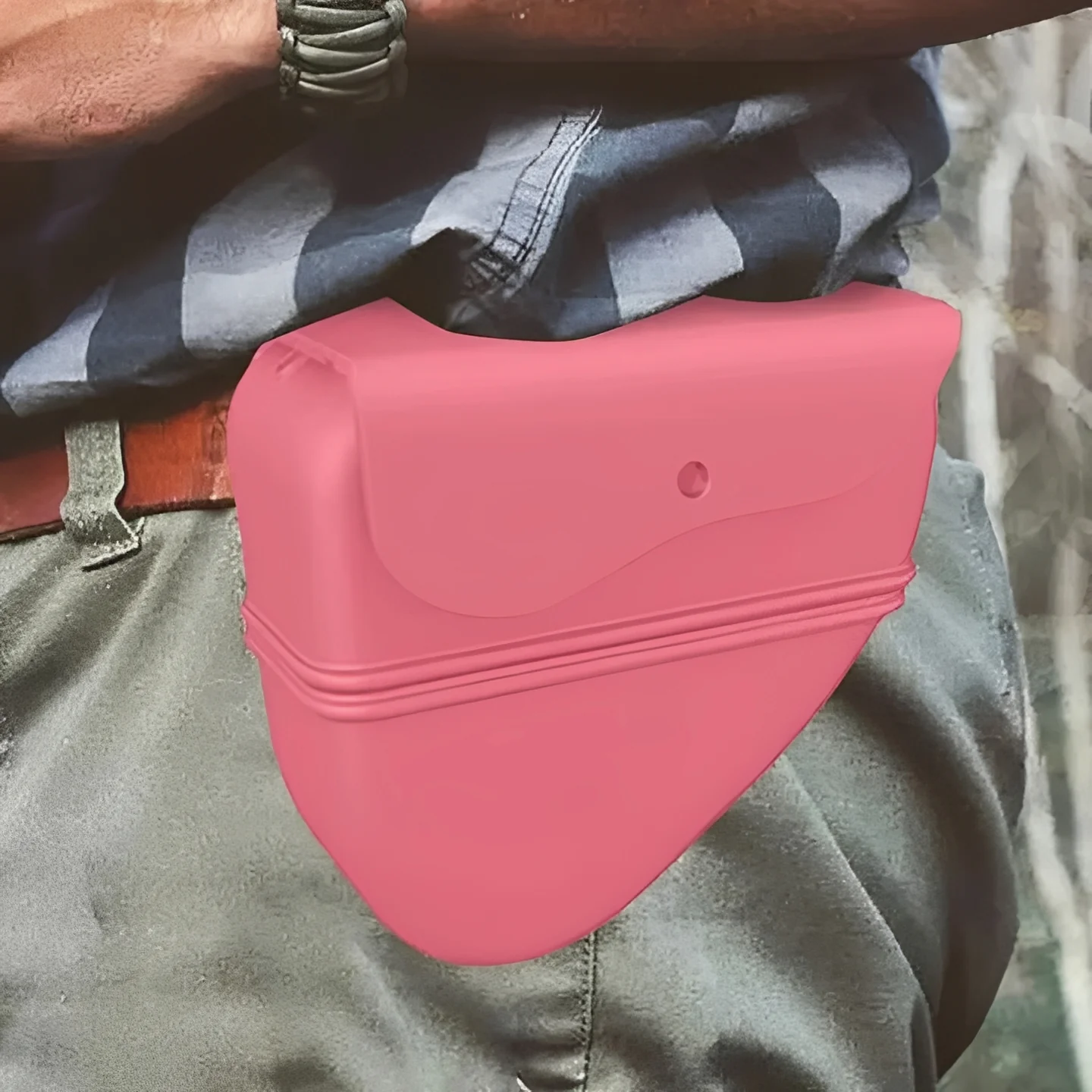 Pet Treat Pouch with Waist Clip Attachment - Image 2