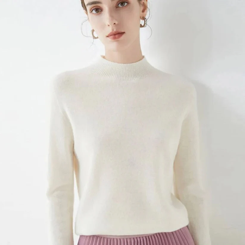 Women's Cashmere Knit Pullover Sweater for Cold Weather - Image 11
