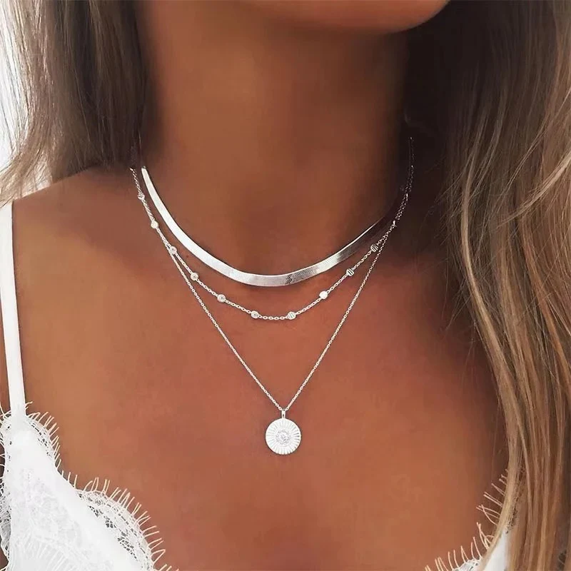 Women's Double Layer Choker Heart Charm and Cuban Link Chain Necklace - Image 2